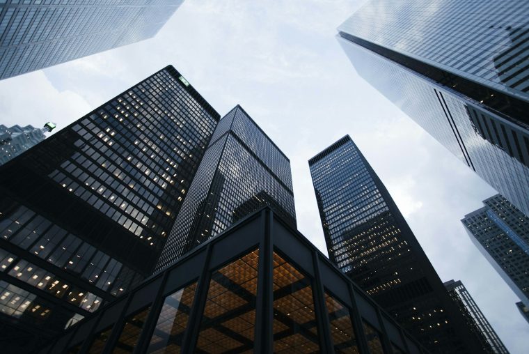 Digital commerce outlook: what mid-market teams are budgeting for